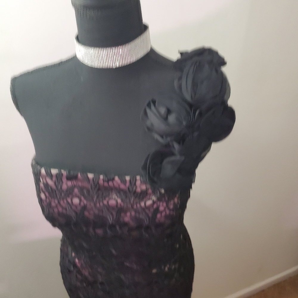 Dress - Picture 2 of 6